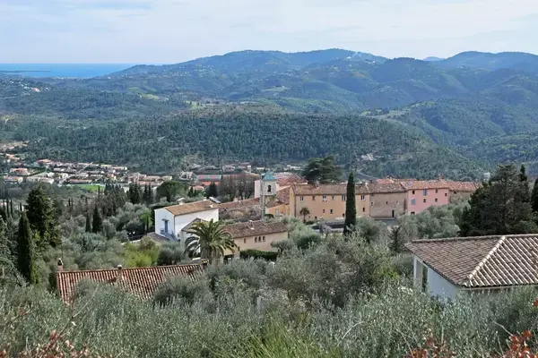 Monte Escalier Sérénité Pose monte escalier Le Tignet