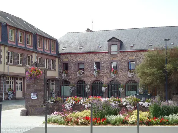 Monte Escalier Sérénité Pose monte escalier Montfort-sur-Meu